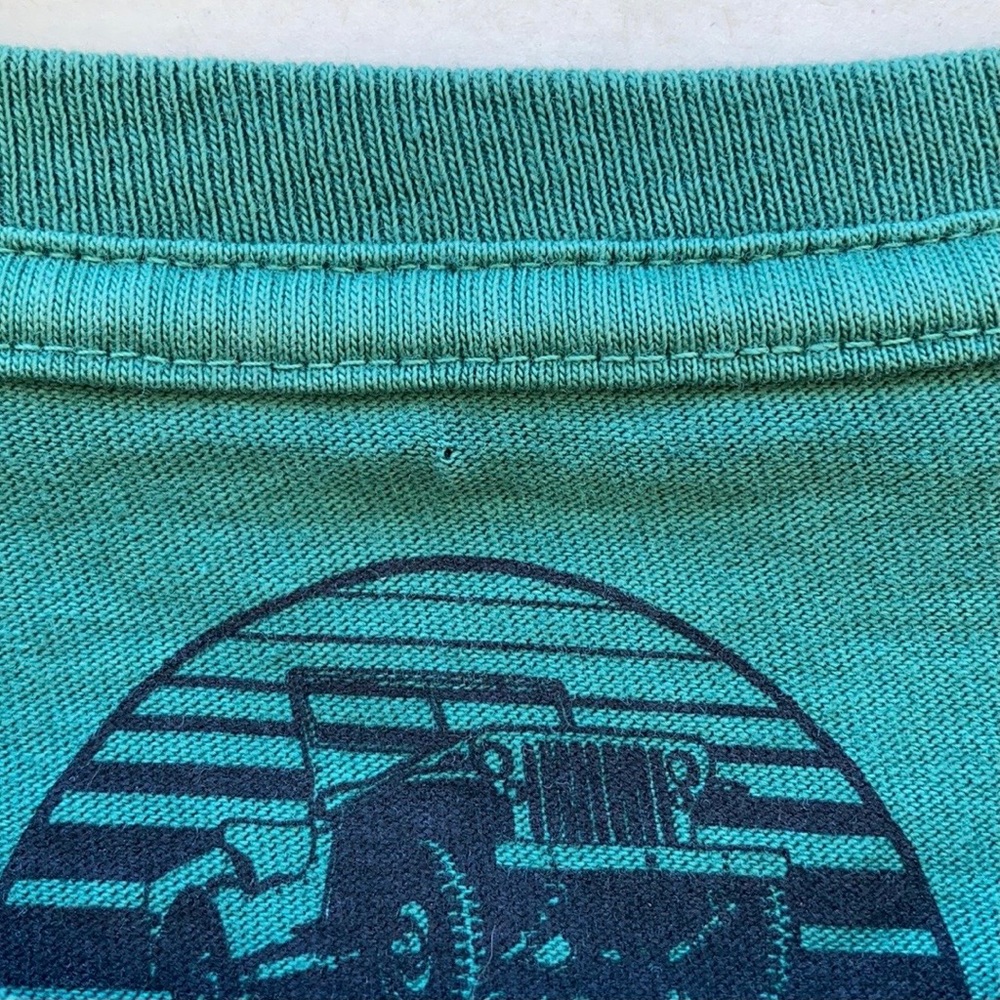 Lucky Brand mens size medium Jeep Wrangler hunter green short sleeve tee - Picture 7 of 8